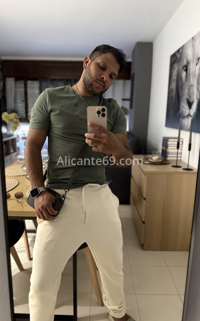 Gabriel, venezolano . 654235417. Citas en ALICANTE, ALICANTE. www.alicante69.com.
