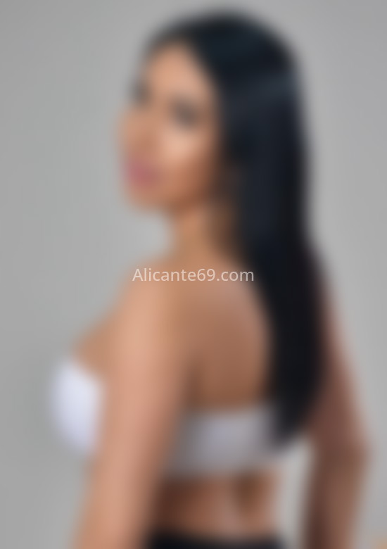 Natalia, elegante latina. 610376023. Citas en ALICANTE, ALICANTE. www.alicante69.com.