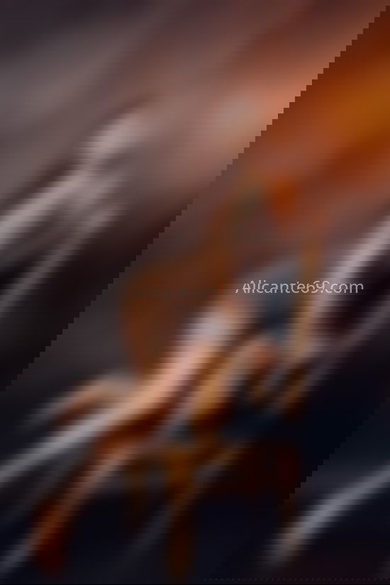 Luna, chica latina muy simpática . 603368299. Citas en ALICANTE, ALICANTE. www.alicante69.com.