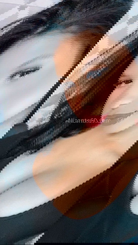 Soy Jennifer, una chica muy guay. 634084256. Citas en ALICANTE, ALICANTE. www.alicante69.com.