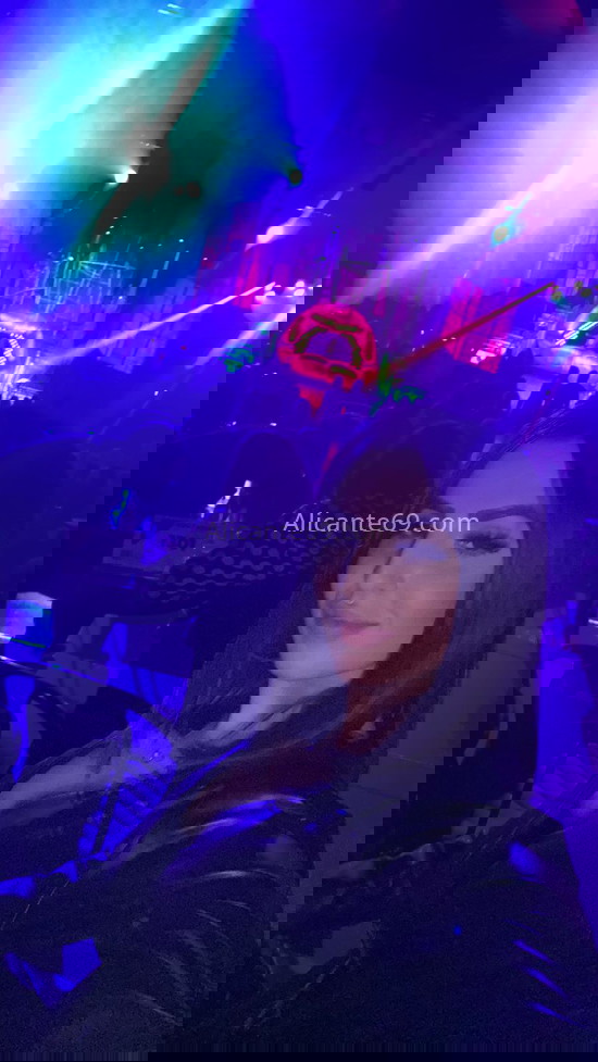Alexandra, guapa rusa por la ciudad. 672018746. Citas en ALICANTE, ALICANTE. www.alicante69.com.