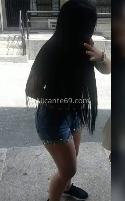 Mia, colombiana 32 años. 614188617. Citas en ALICANTE, ALICANTE. www.alicante69.com.