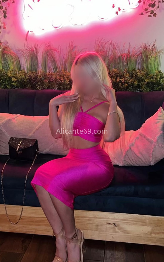 Sofia, elegante latina . 678839651. Citas en ALICANTE, ALICANTE. www.alicante69.com.