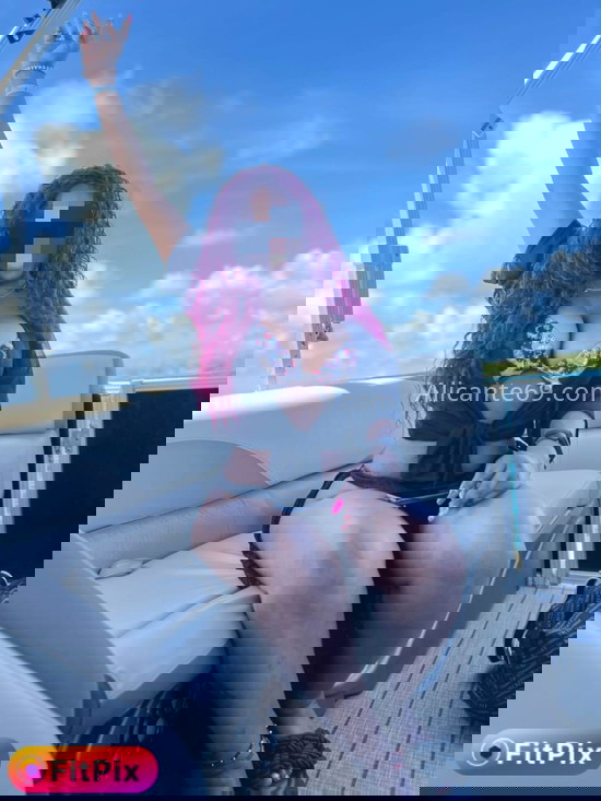 KarIna, morena hermosa y extrovertida . 602468818. Citas en ALICANTE, ALICANTE. www.alicante69.com.