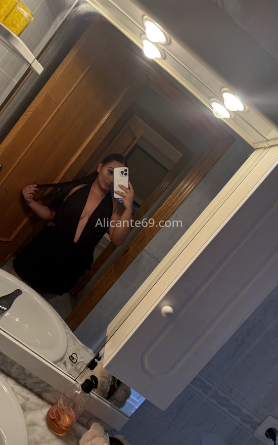 Julieta . 614697023. Citas en ALICANTE, ALICANTE. www.alicante69.com.