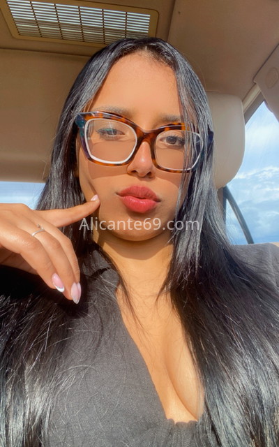 Camila. 632299739. Citas en ALICANTE, ALICANTE. www.alicante69.com.