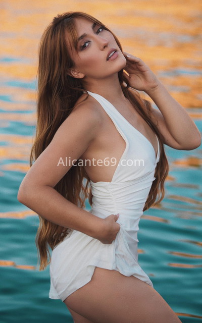 Amber. 633312390. Citas en ALICANTE, ALICANTE. www.alicante69.com.